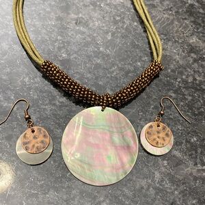 Elegant Gold and Brown Necklace plus Matching Earrings